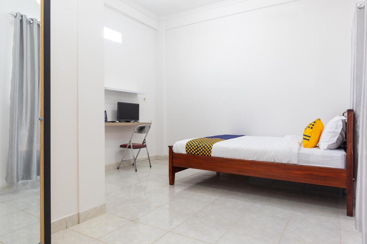 Spot On 2063 Bethania Residence Kupang  Exterior foto