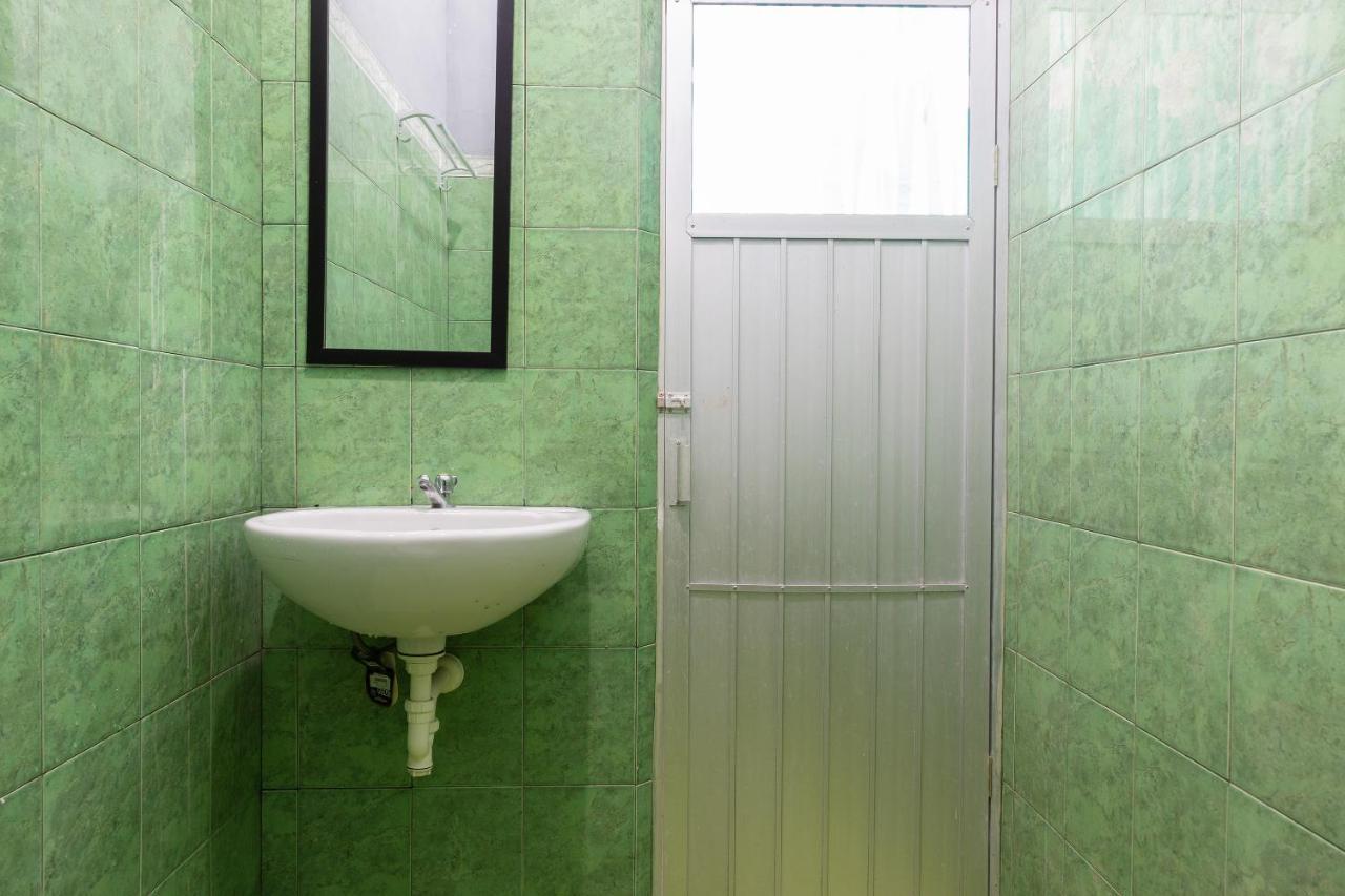 Spot On 2063 Bethania Residence Kupang  Exterior foto